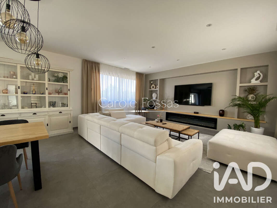 Maison 275 m² à Pollestres  - photo 4