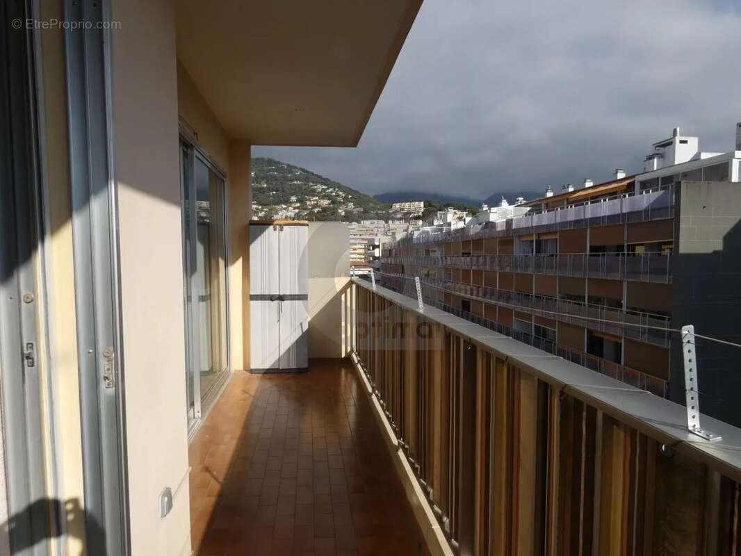 Appartement à ROQUEBRUNE-CAP-MARTIN