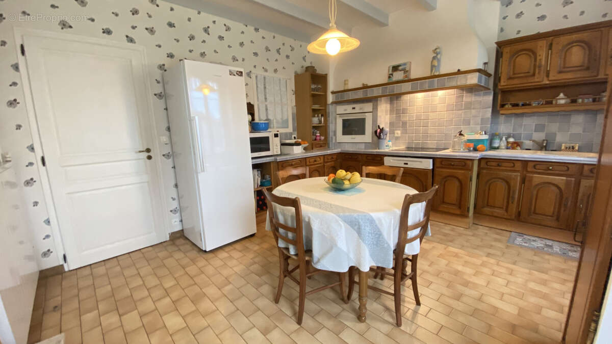 Maison à CHAMPAGNOLLES