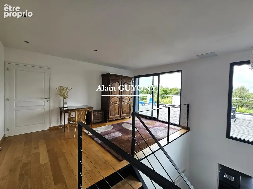 Maison 6 pièces 204 m² à vendre à Pont-L'eveque (14130) - photo 4