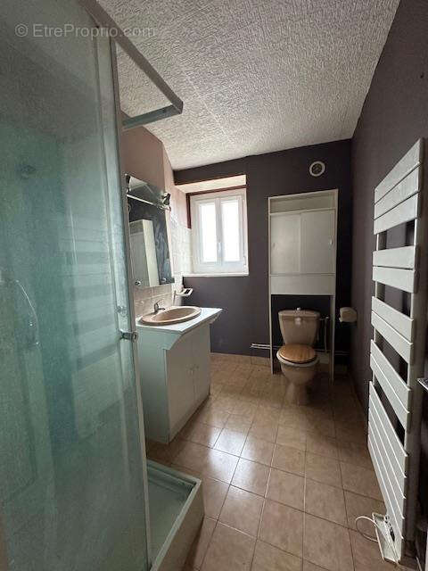 Appartement à LORMES