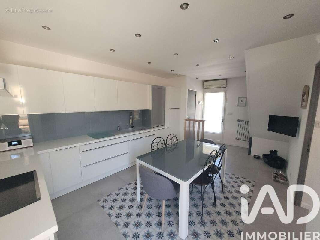 Photo 6 - Maison à NOVES