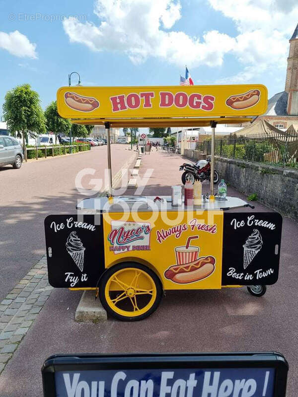 Commerce à SAINTE-MERE-EGLISE