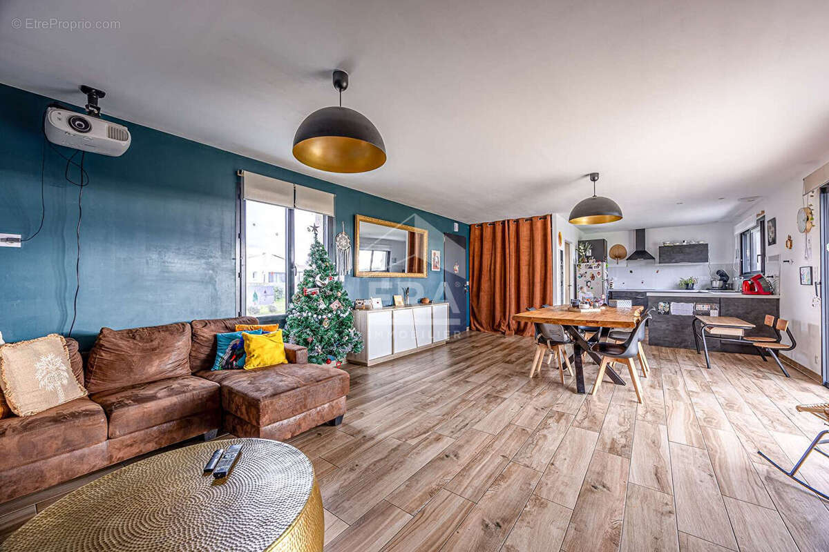 Maison à LE GUE-D&#039;ALLERE