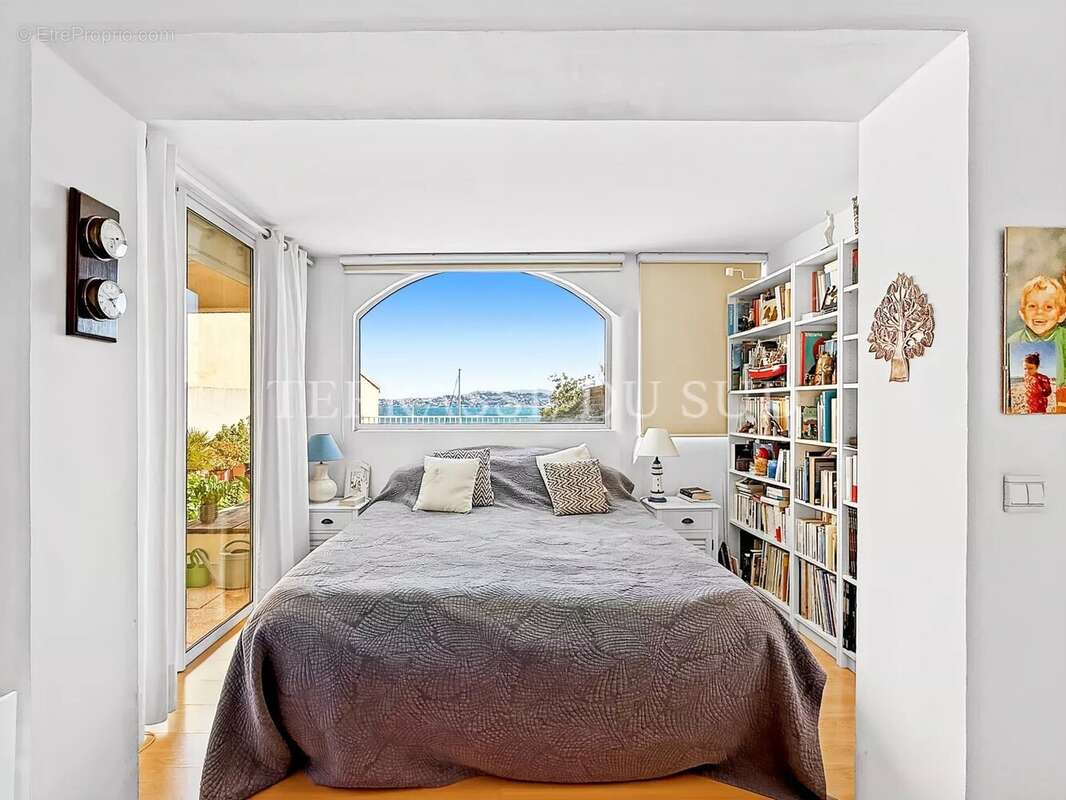 Appartement à MARSEILLE-8E