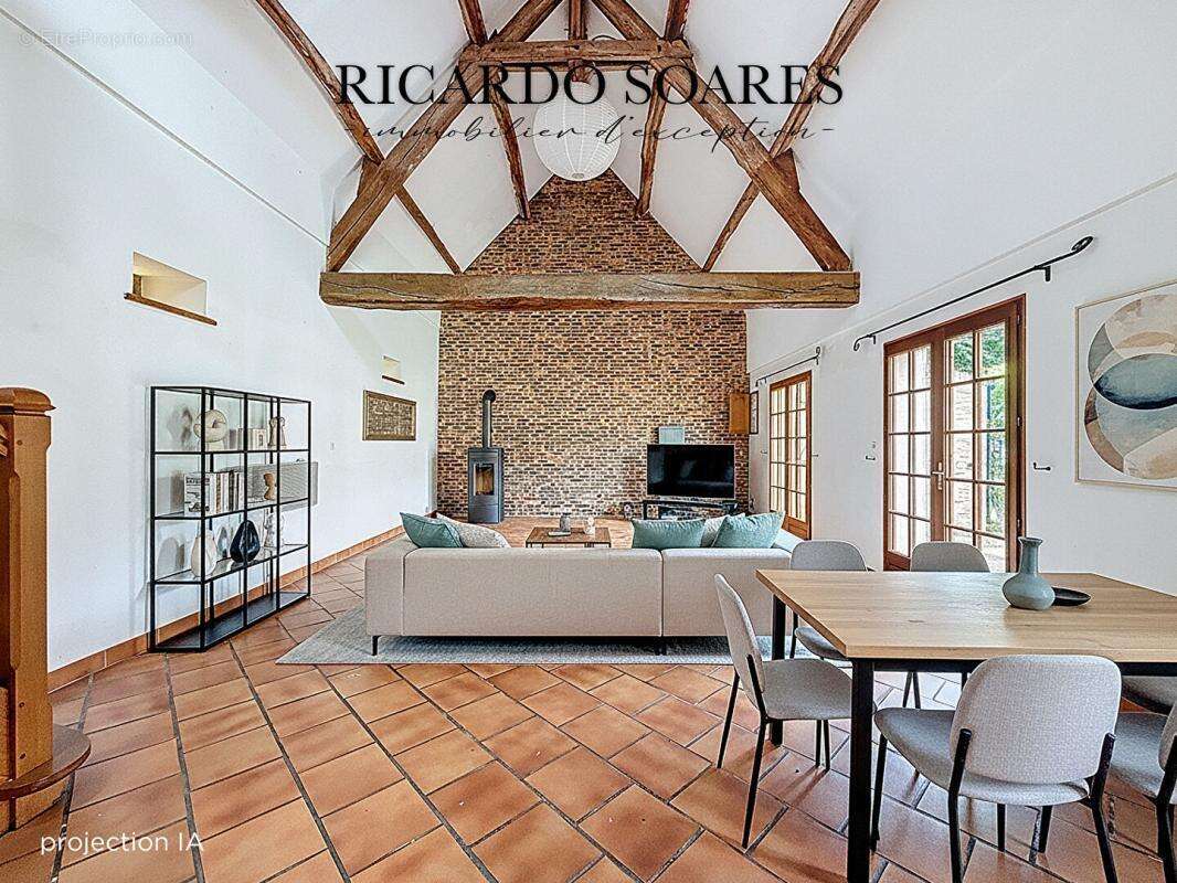 Maison à PONT-SAINTE-MAXENCE