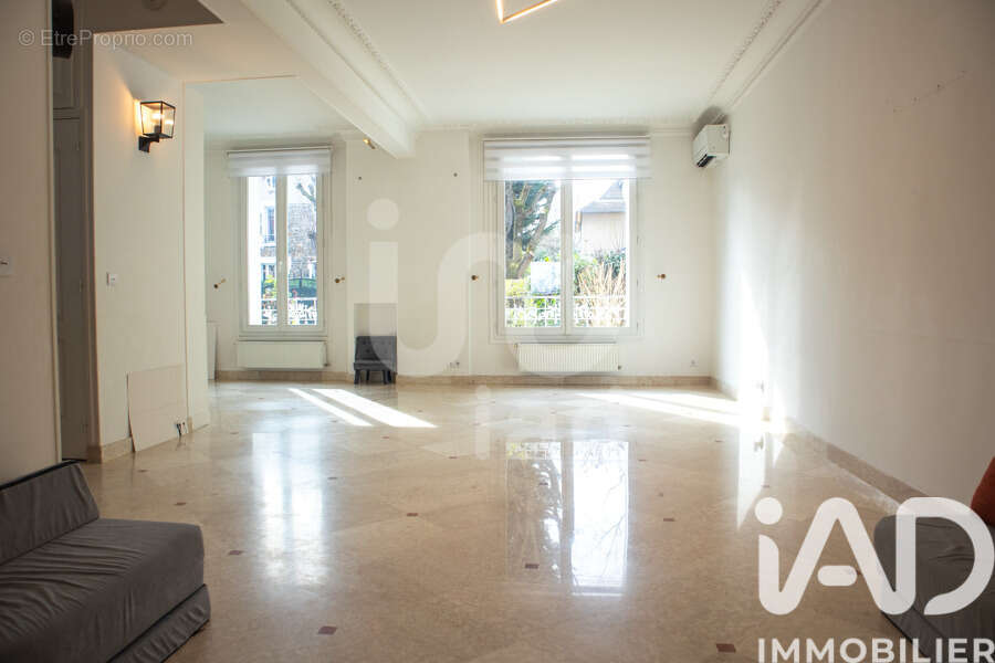 Photo 4 - Maison à SAINT-MAUR-DES-FOSSES