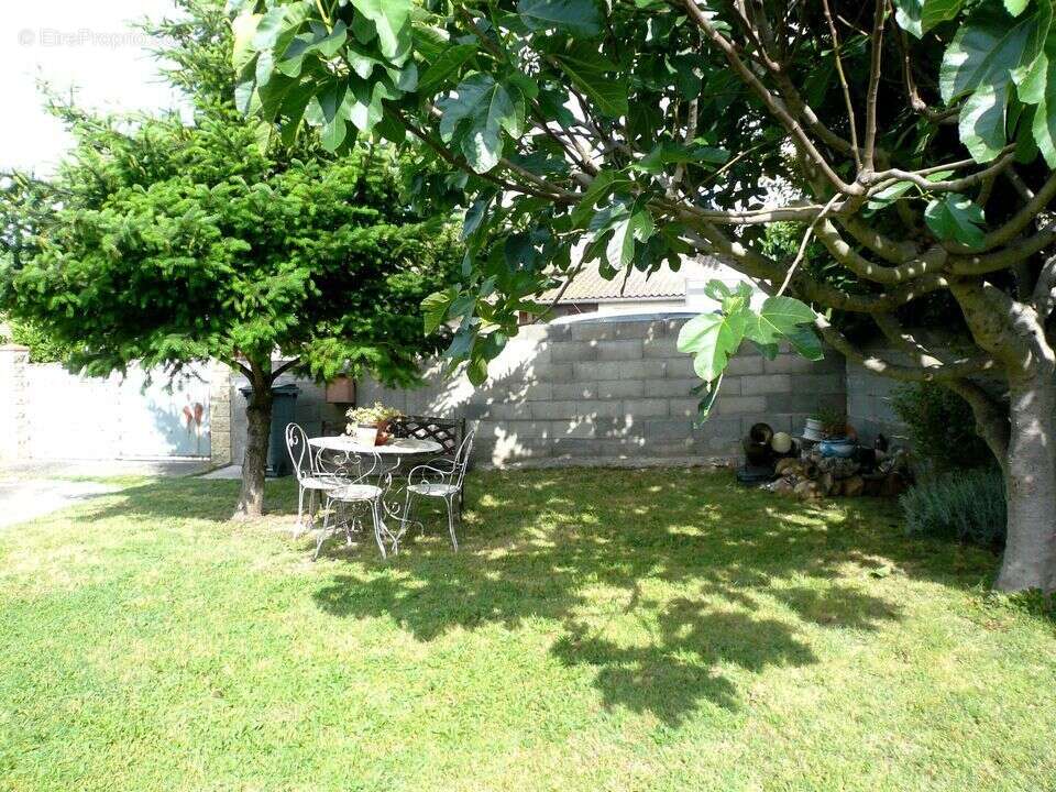 Plain pied sur beau terrain clos - photo 3