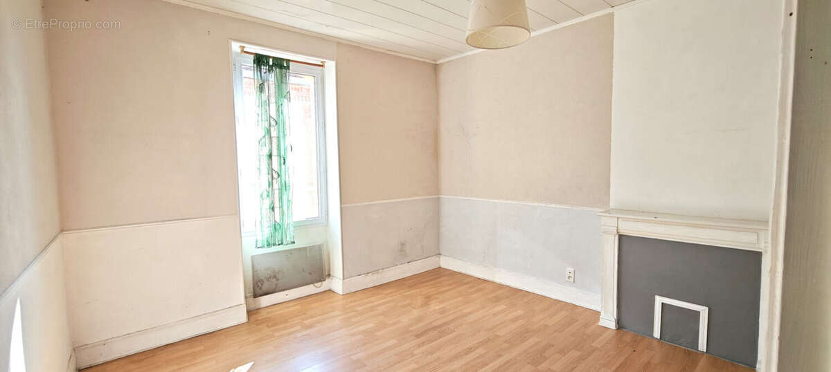 Grand appartement T4 avec extérieur et garage véhicule - photo 8