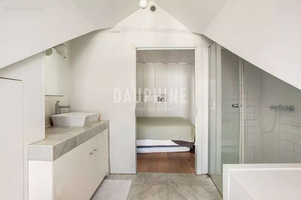 Appartement à PARIS-6E
