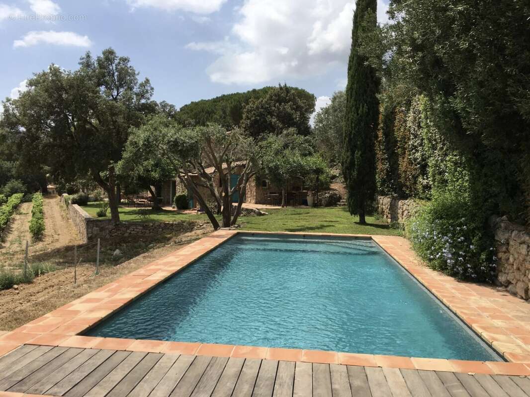 Maison à PLAN-DE-LA-TOUR