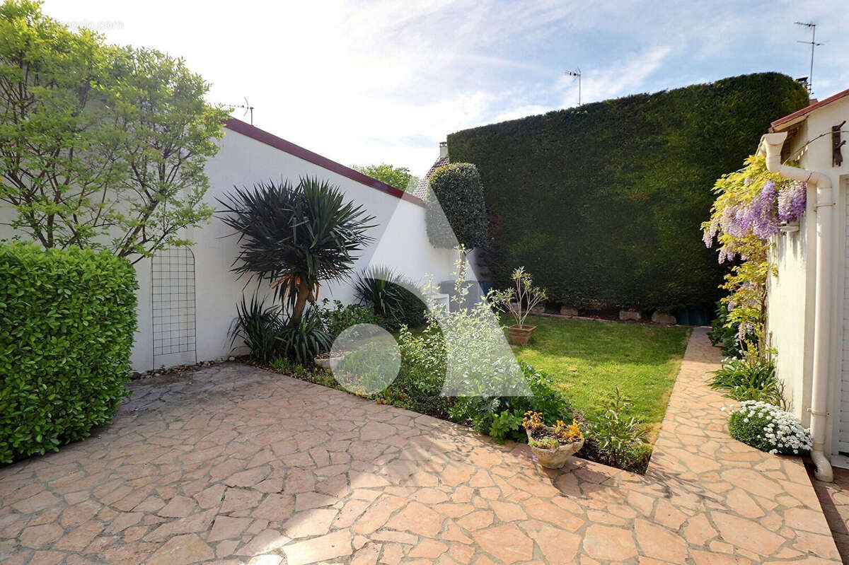 Pavillon individuel avec garage double - Le Plessis-Bouchard - photo 11