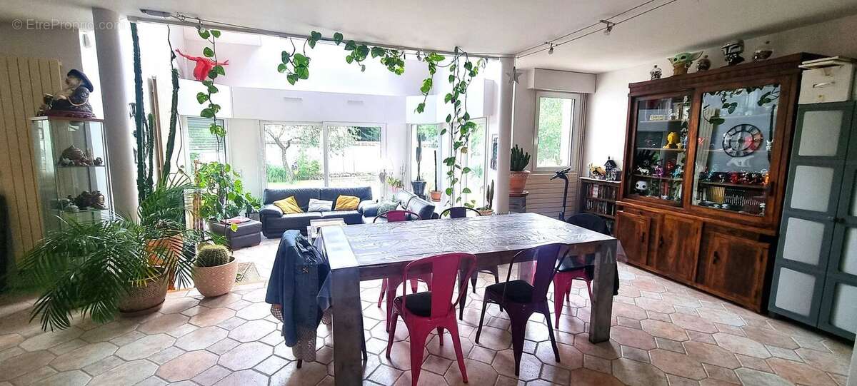 Maison à BROU-SUR-CHANTEREINE