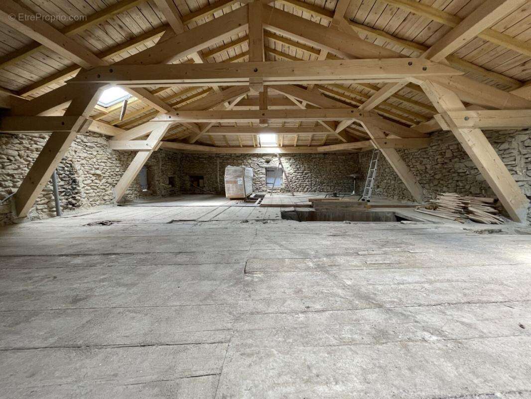 Maison à SAINT-MARTIN-D'AOUT