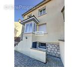 Maison à VIRY-CHATILLON