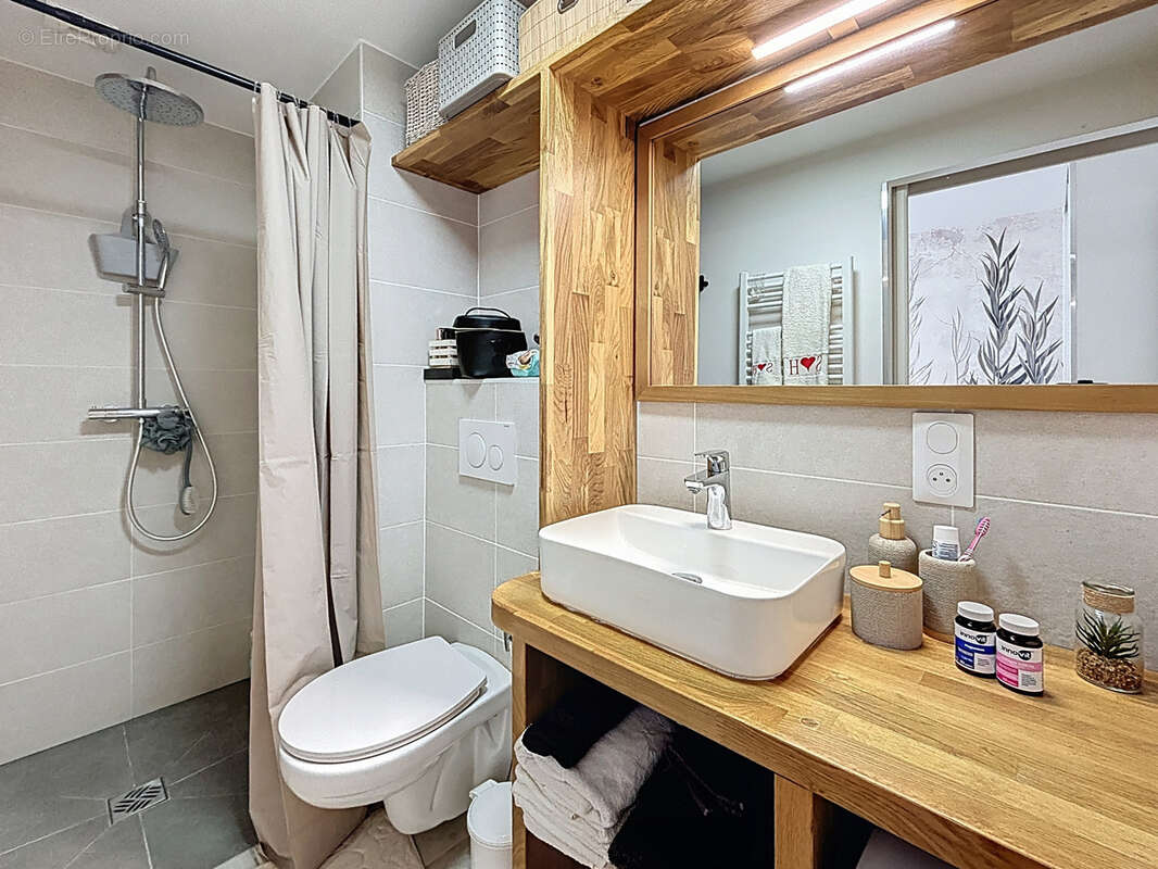 Appartement à AIX-LES-BAINS