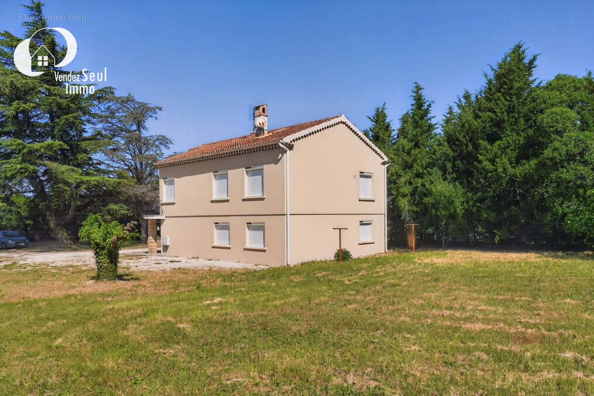 Maison à SAINT-PAUL-TROIS-CHATEAUX
