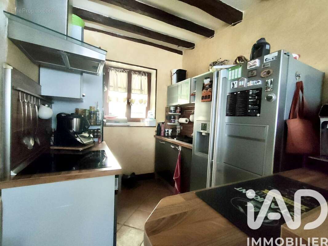 Maison 126 m² à Courgenay  - photo 2