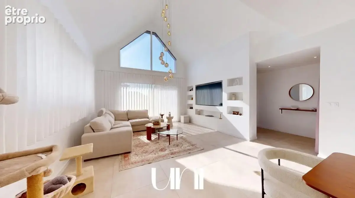 Maison 5 pièces de 135 m2 avec belle hauteur sous plafond - photo 13