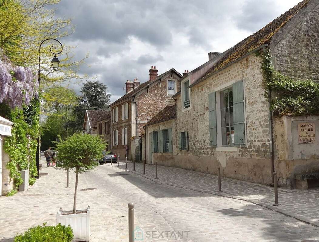 Appartement à BARBIZON