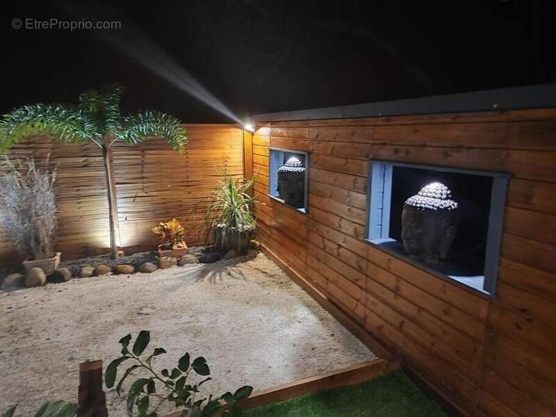 Ensemble immobilier exceptionnel avec piscines à SAINT FRANCOIS (971) - photo 7
