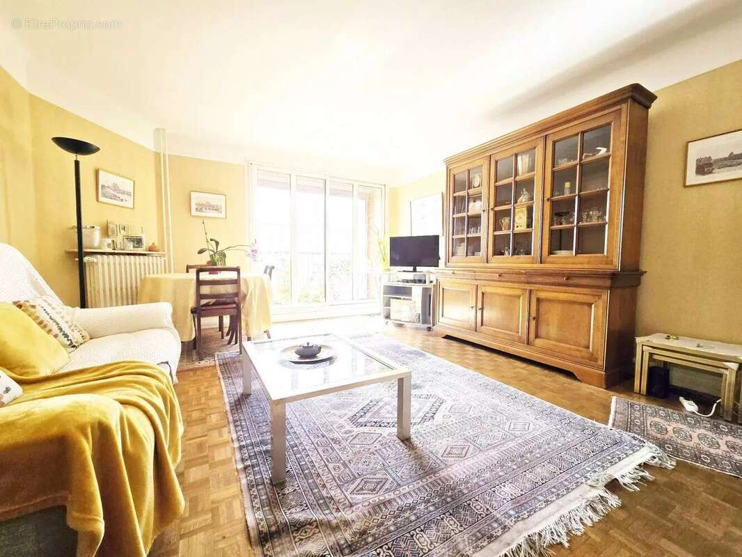 Appartement à NOGENT-SUR-MARNE
