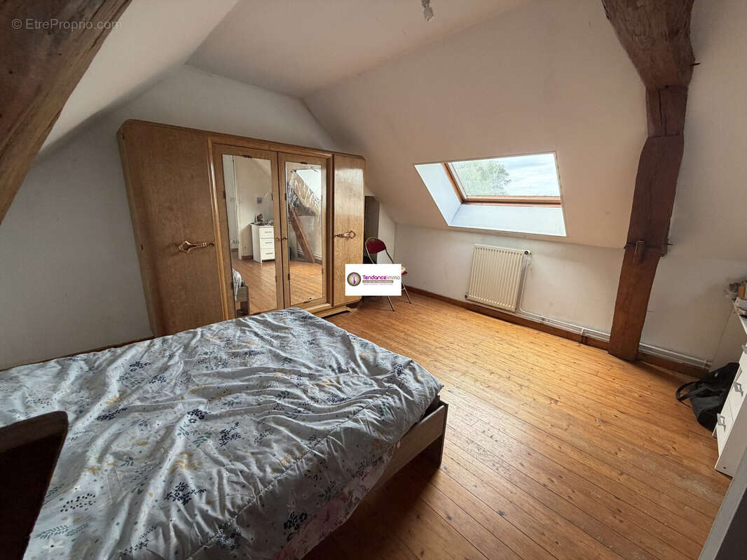 Maison à LE MELE-SUR-SARTHE