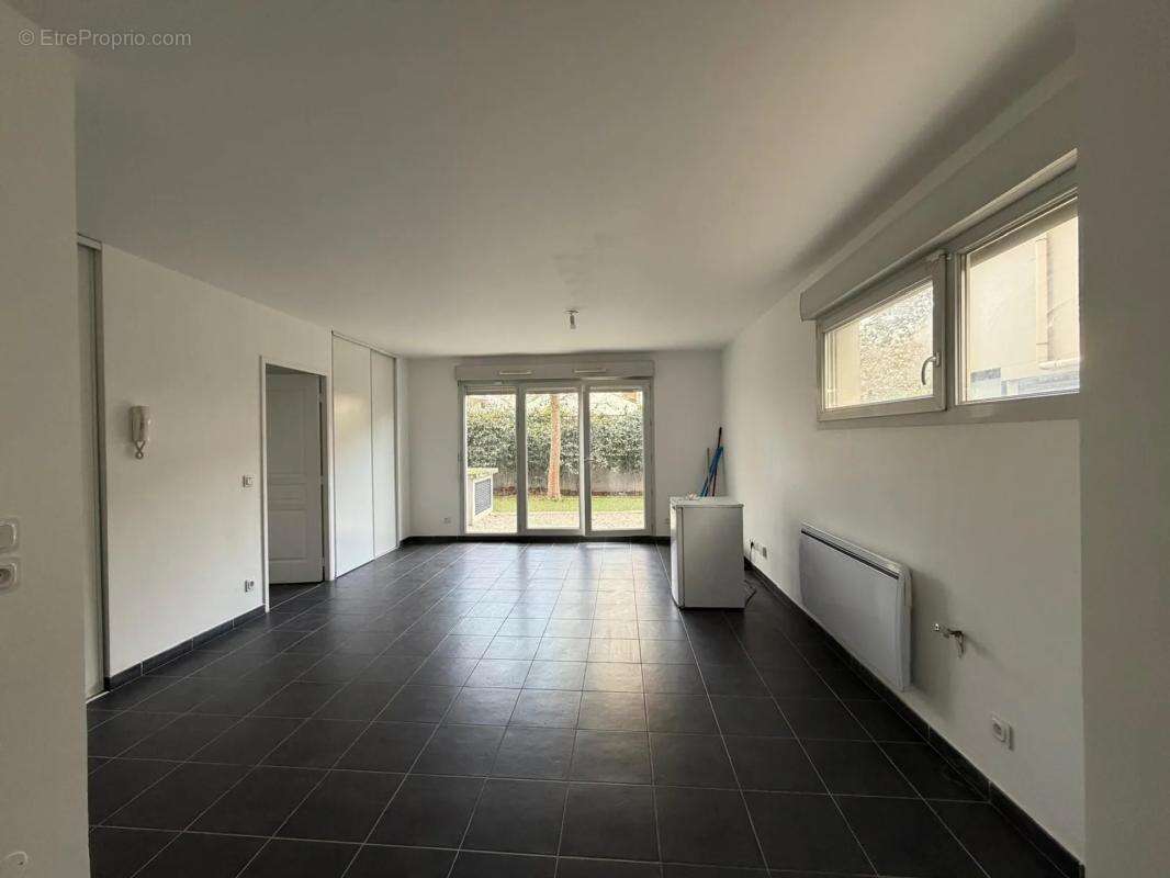 Appartement à LYON-8E
