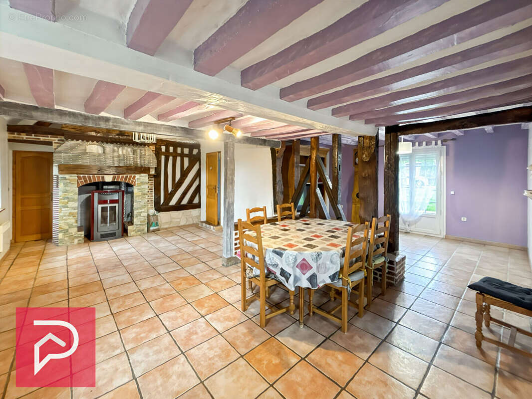 Maison à BERNAY