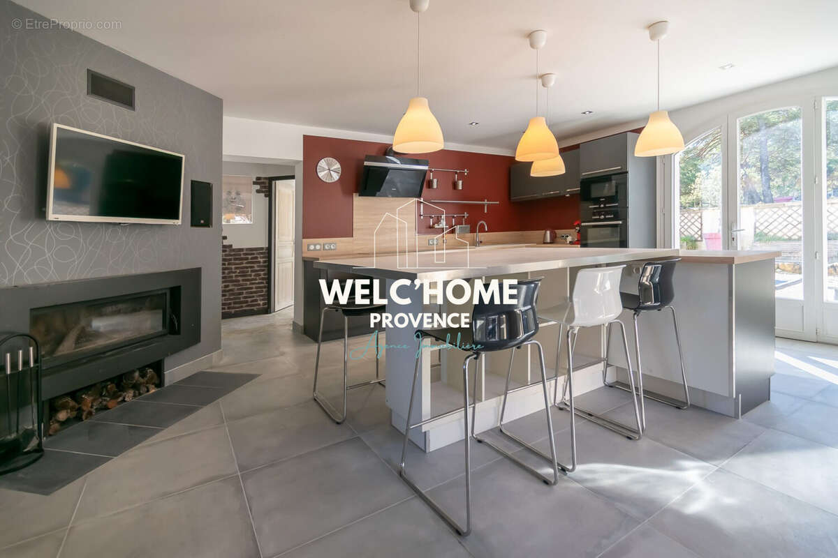 Maison à SAINT-JULIEN