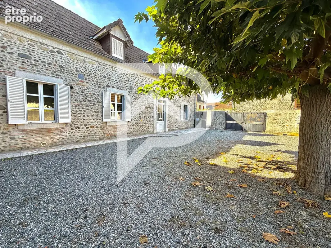 Maison à ARTIX
