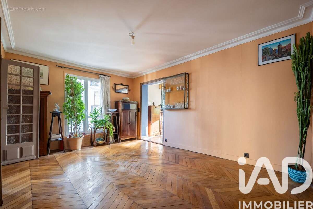 Photo 5 - Appartement à PARIS-11E