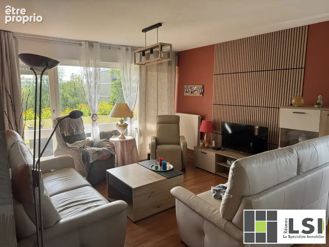 Appartement 4 pièces 89 m² à vendre à Valenciennes (59300) - photo 3