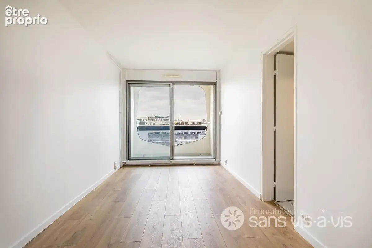Studio de 23m2 avec balcon cave et box ! - photo 6