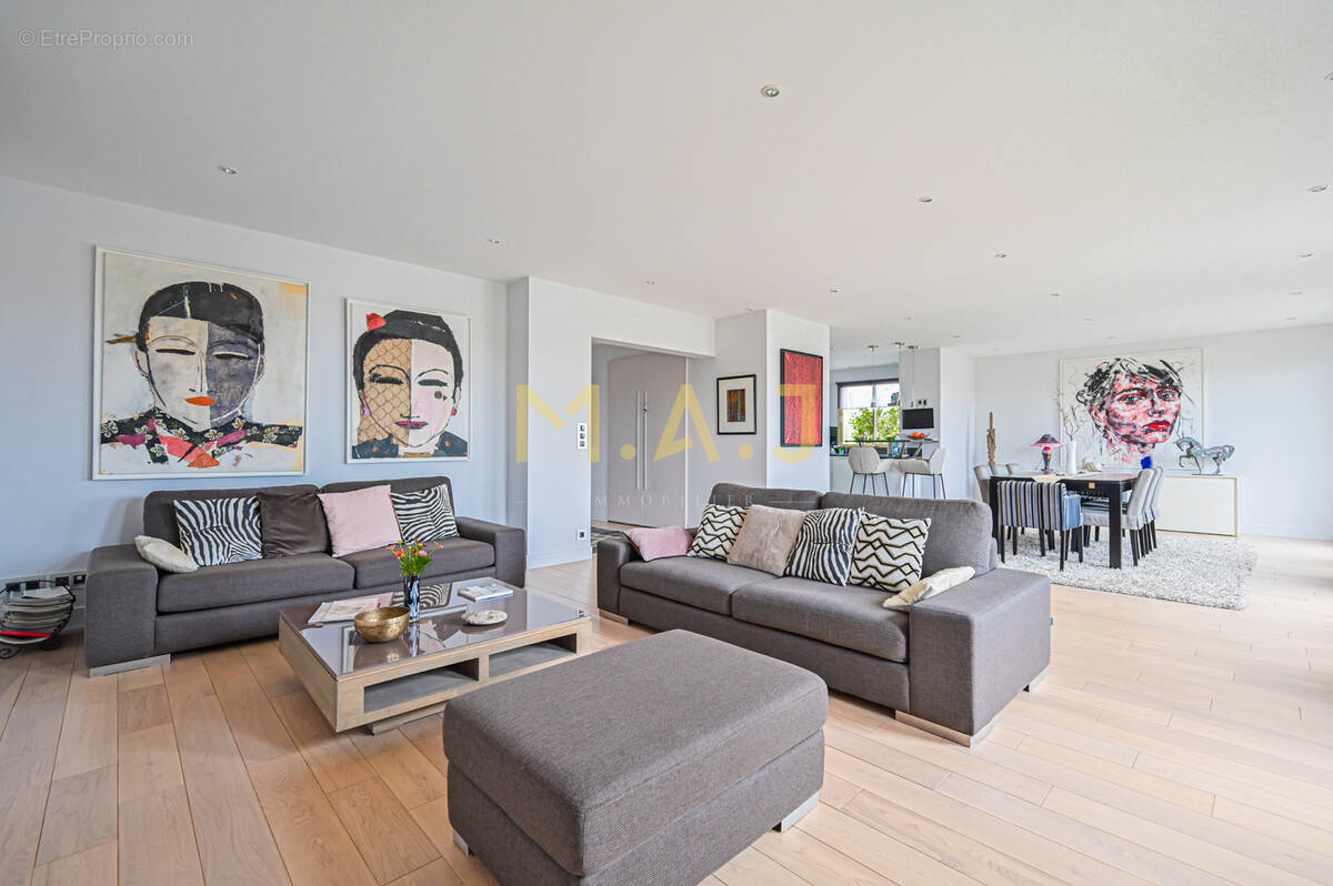 Appartement à LE PERREUX-SUR-MARNE