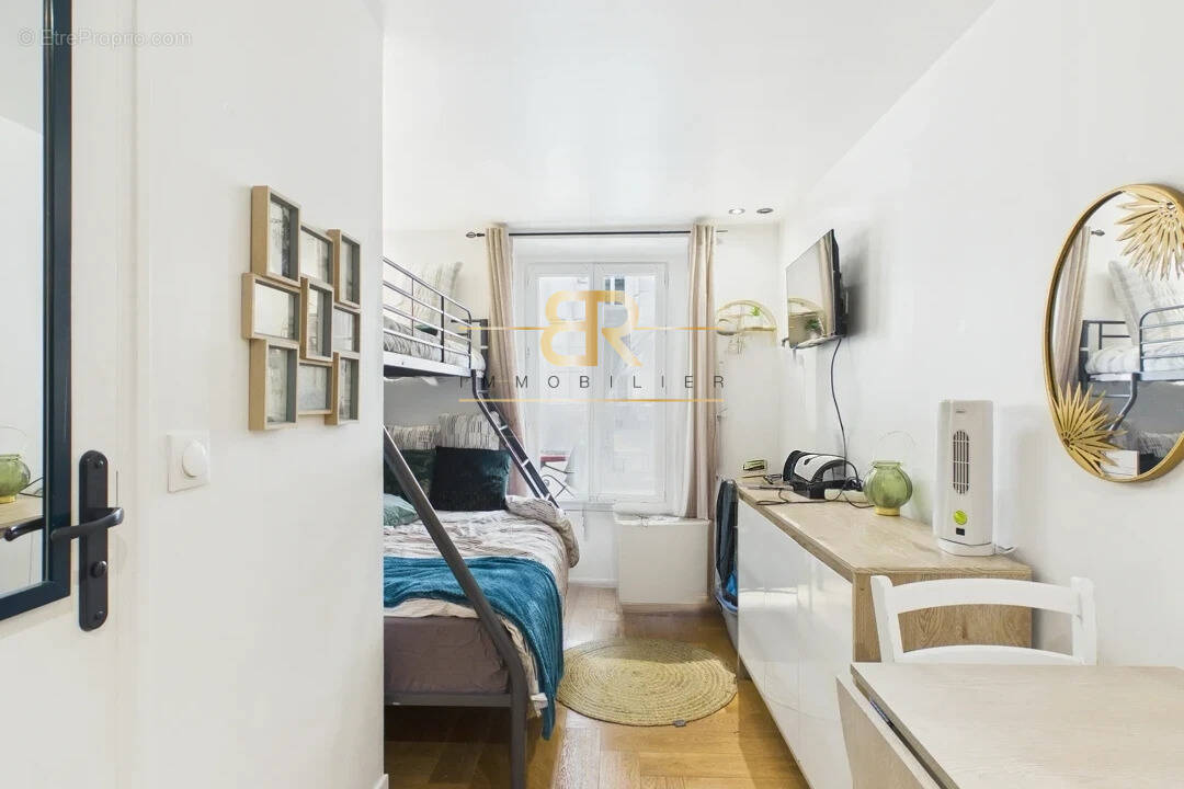 Appartement à PARIS-11E