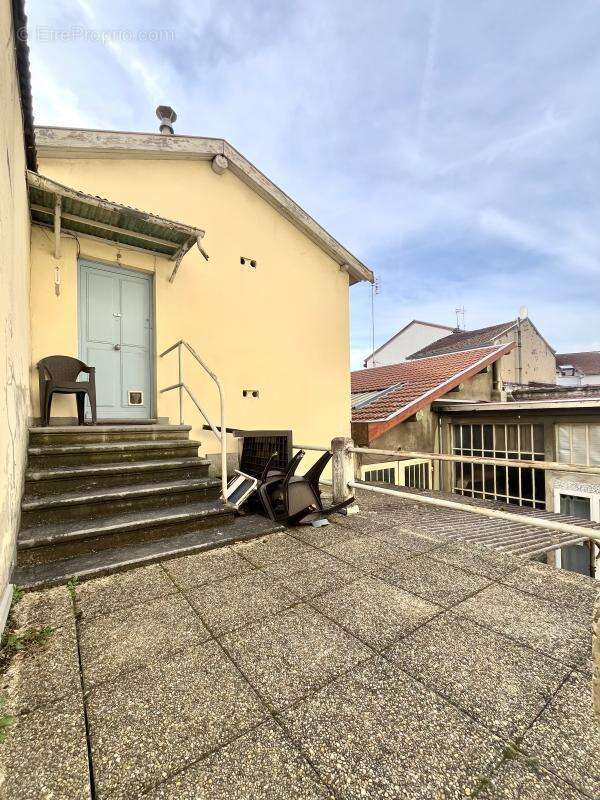 Appartement à LYON-3E