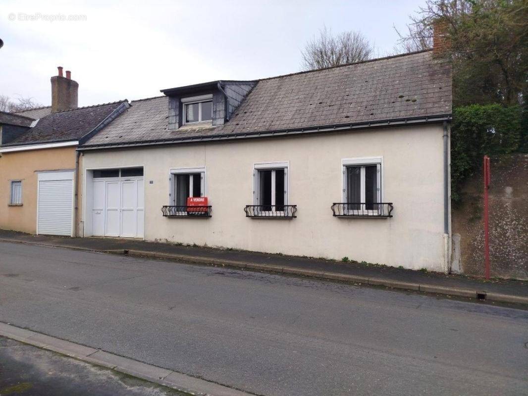 Maison à SOULIGNE-FLACE