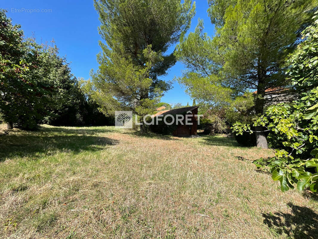 Terrain à LA PENNE-SUR-HUVEAUNE