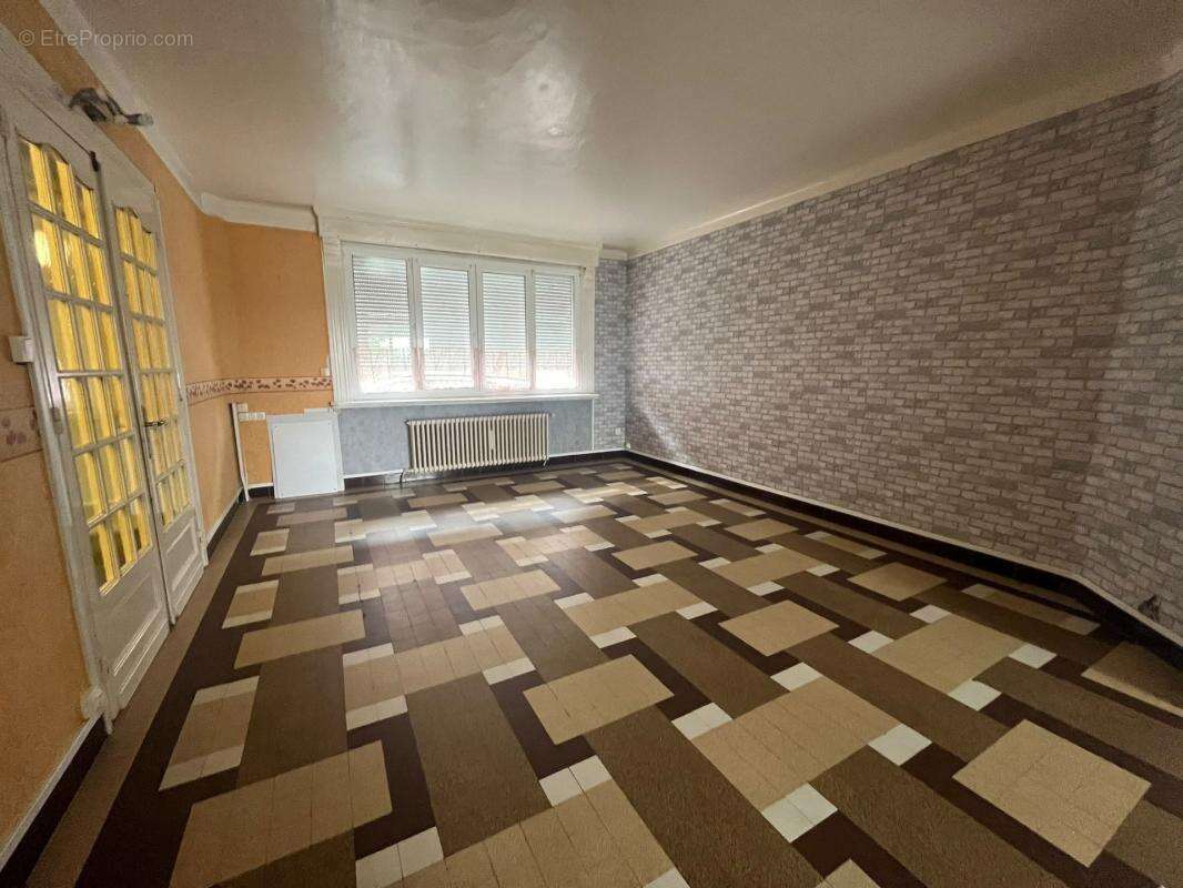  Belle maison familiale de 140 m² avec jardin, terrasse, garage   - photo 3