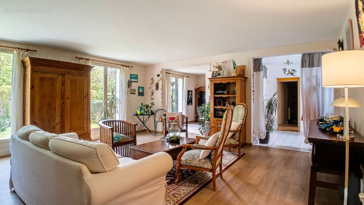 Maison à MARCOUSSIS