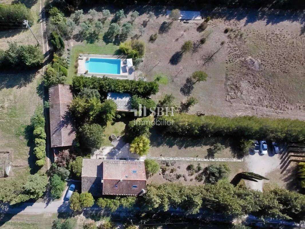 Propriete familiale de caractere avec piscine à pernes les fontaines - photo 28