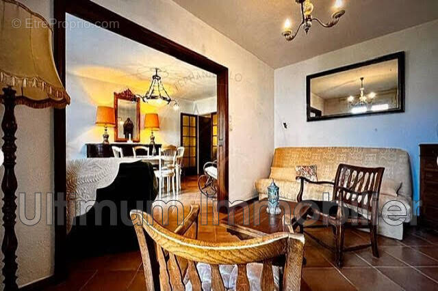 Appartement à COGOLIN