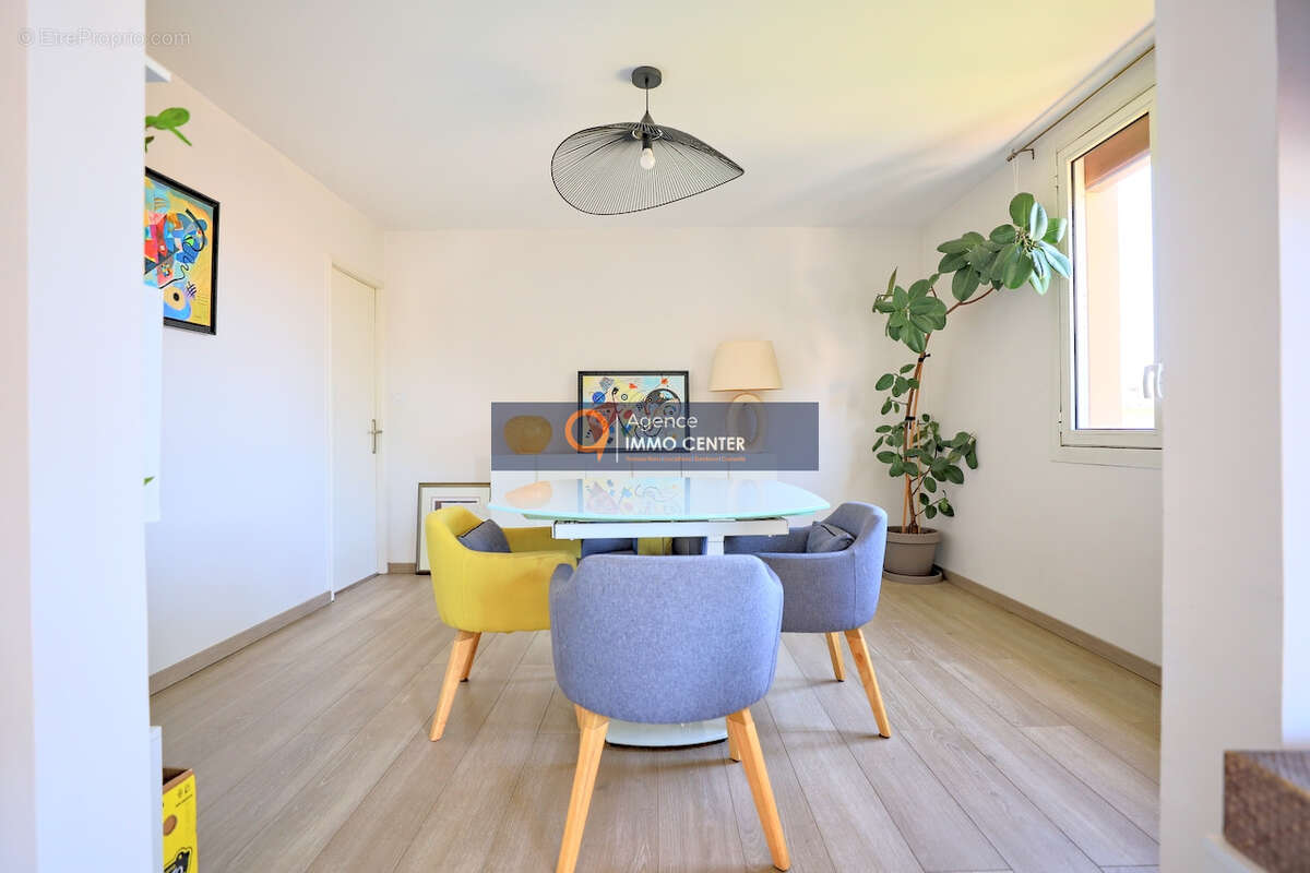 Appartement à HYERES