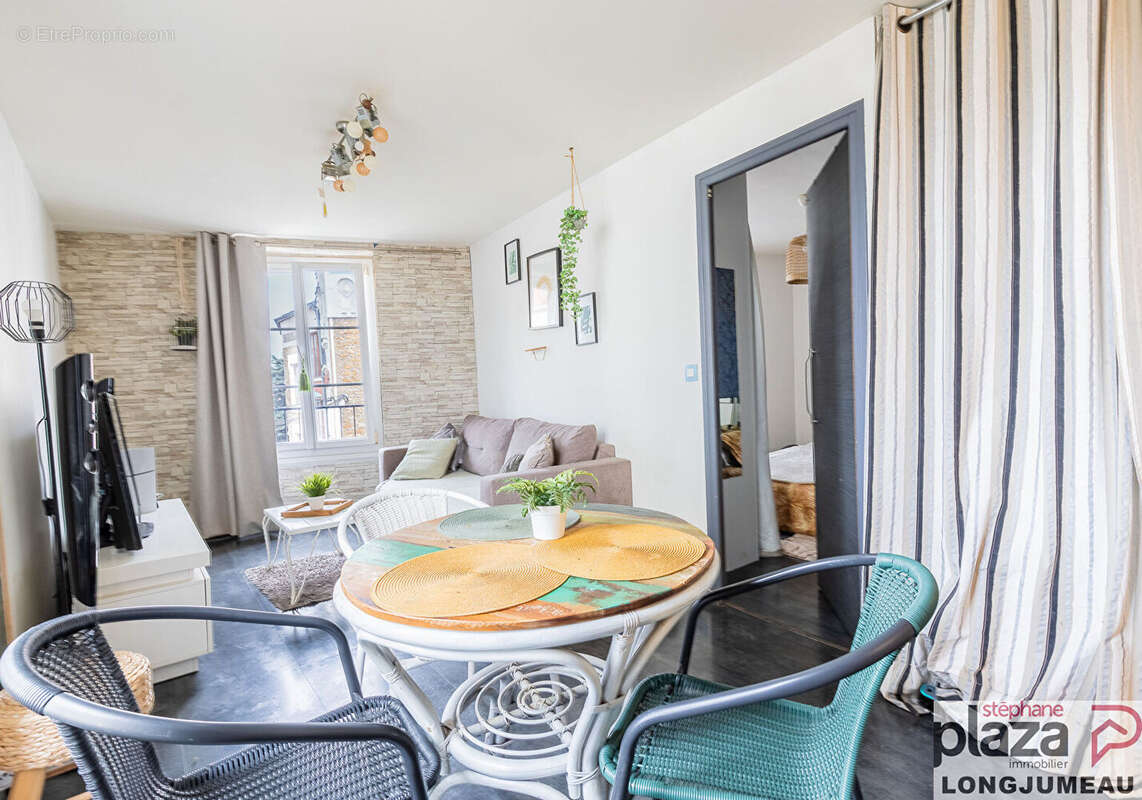 Appartement à LONGJUMEAU