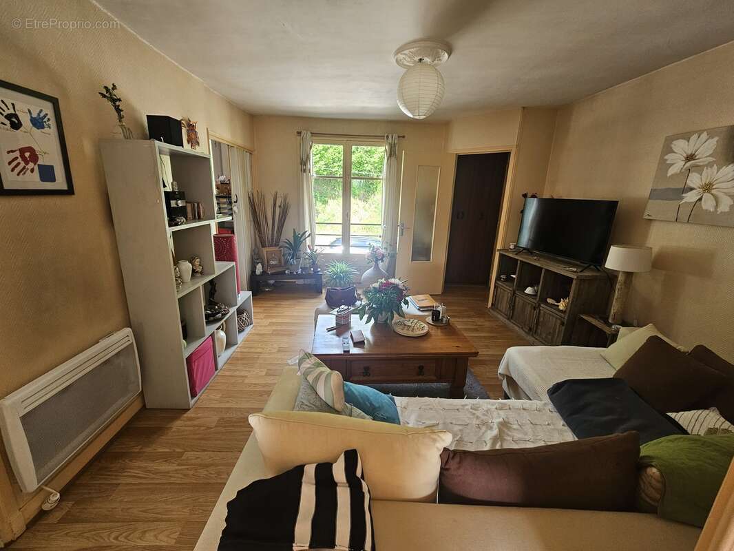 Appartement 57 m² à Saint-Leonard-De-Noblat  - photo 55