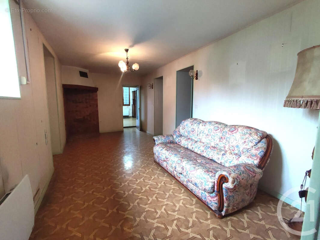 Maison à SAINT-PERE