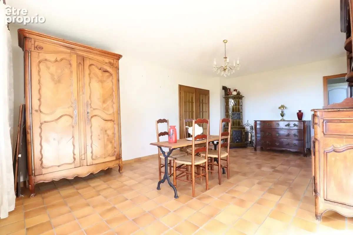 Maison 7 pièces 169 m² à vendre à Soultz-Sous-Forets (67250) - photo 2