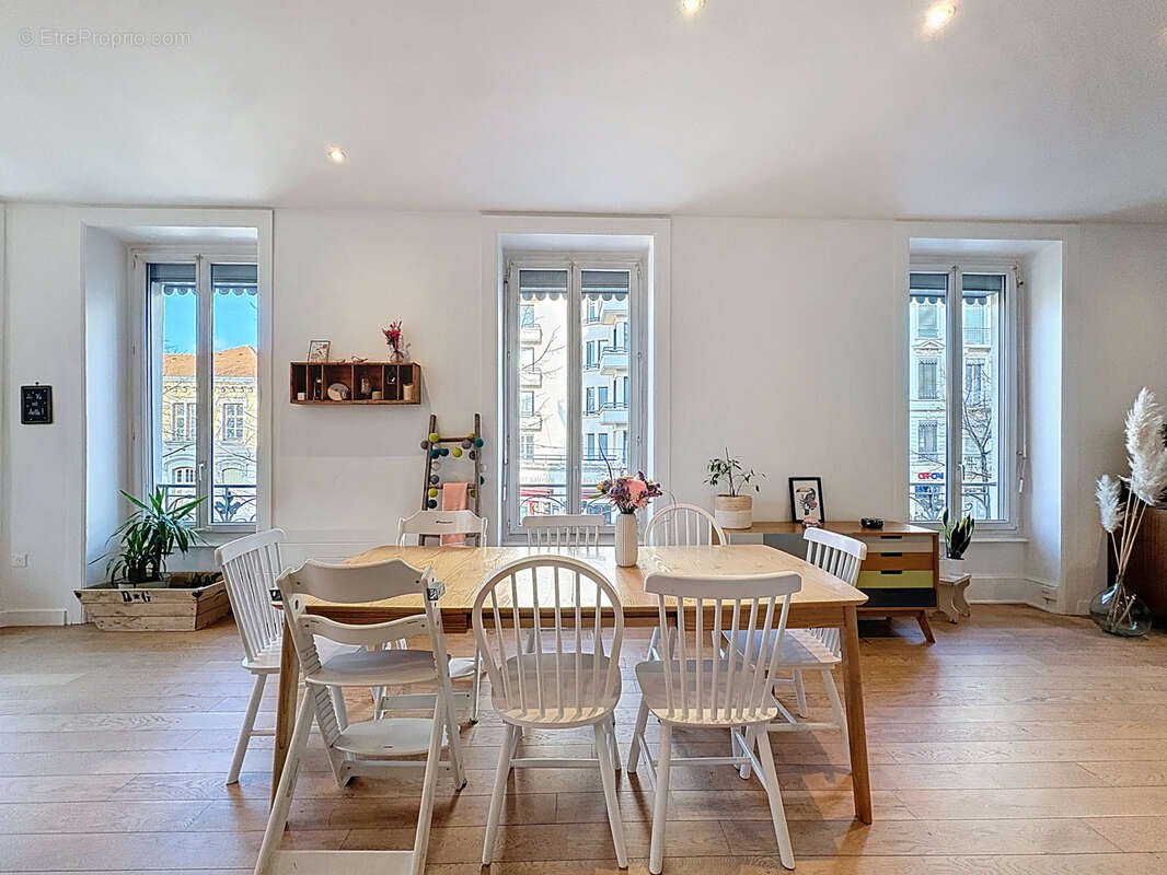 Appartement à LYON-7E