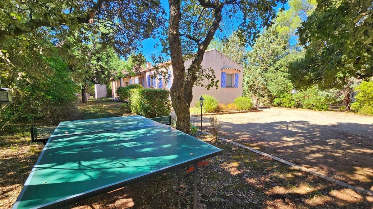 Maison à LE CANNET-DES-MAURES